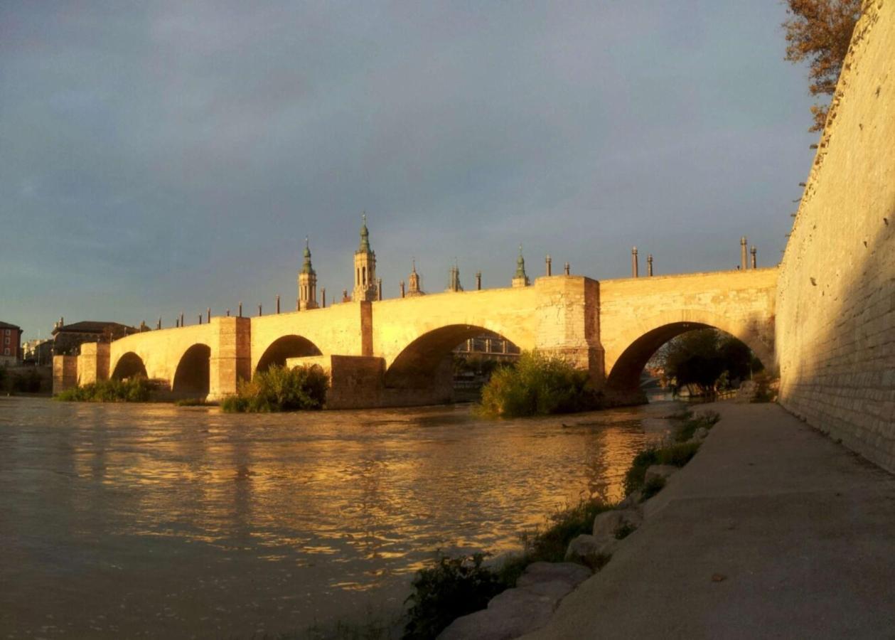 Mirador Del Portillo Zaragoza Bagian luar foto