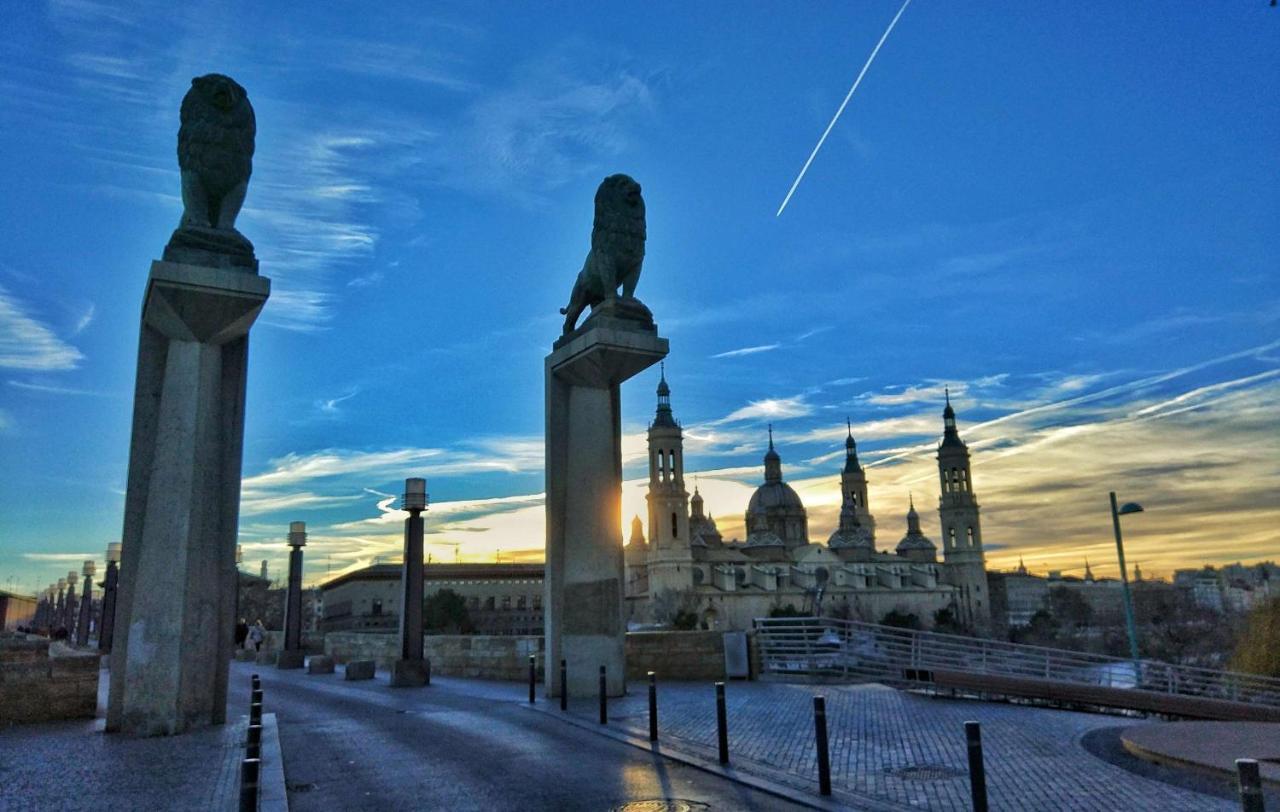 Mirador Del Portillo Zaragoza Bagian luar foto