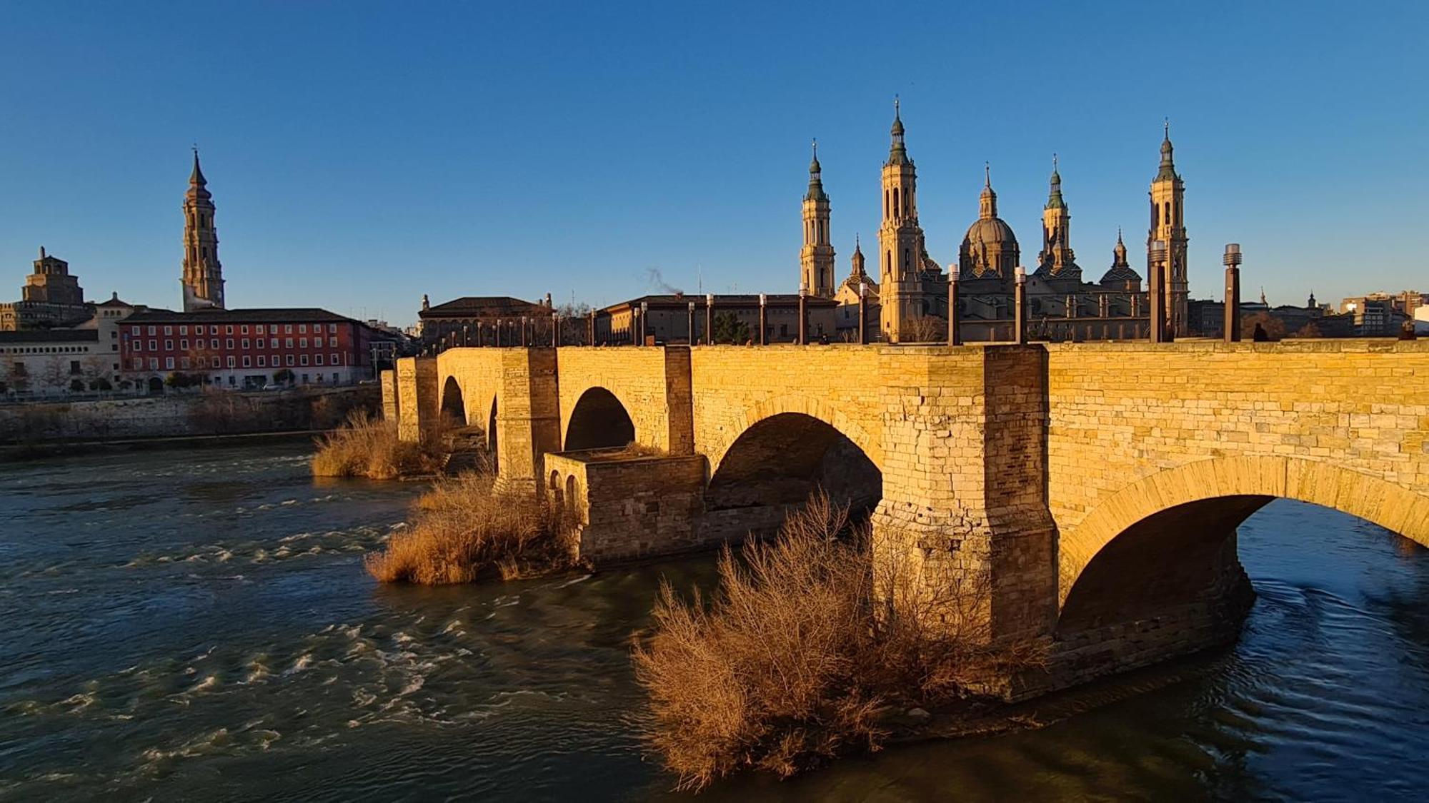 Mirador Del Portillo Zaragoza Bagian luar foto